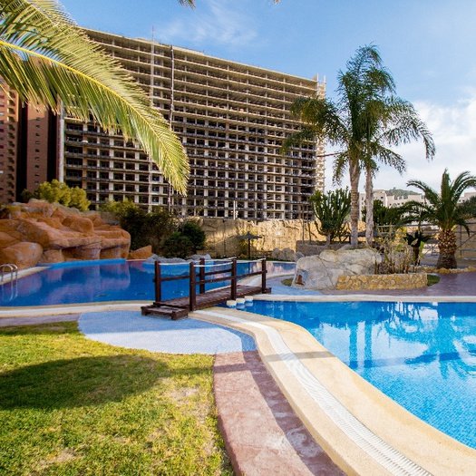 Outdoor swimming pool Magic Atrium Beach Apartments Villajoyosa